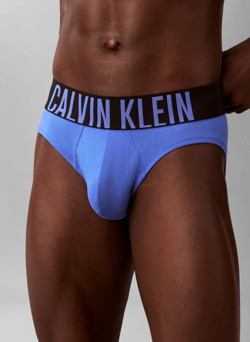 كالفن كلاين ثلاث عبوات سراويل داخلية قطنية بقوة فائقة